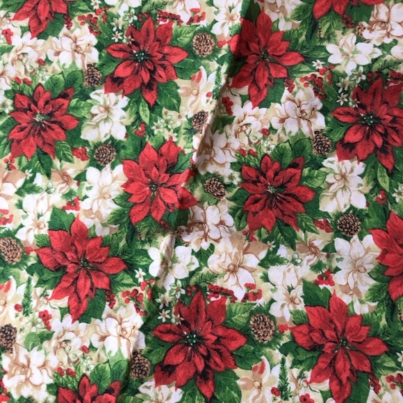 Vtg Holiday Print Tablecloth - Picture 2 of 6